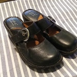 Born brand clogs